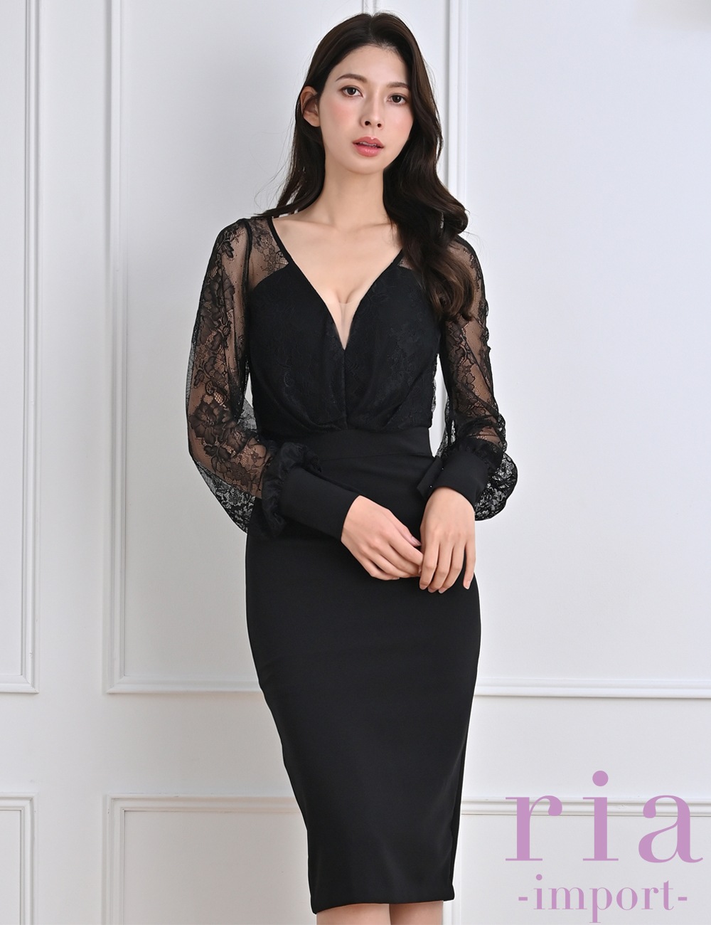 VALENTINO ブラックドレス レース袖 ria】丈長/ドレス/タイト/ワンピース/ブラック/レース/長袖/袖