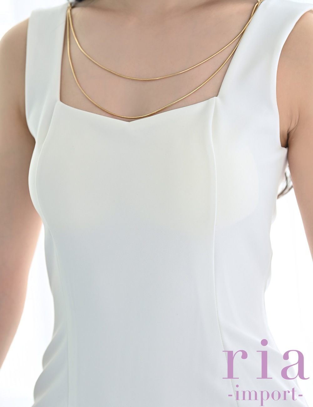 【ria】丈長/ドレス/ワンピース/ホワイト/チェーン付き/タイト