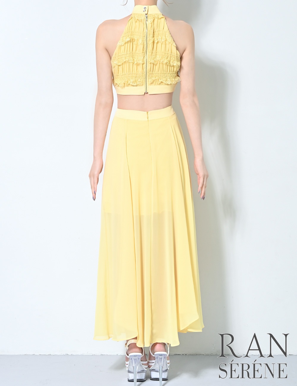 [予約商品]【RAN SERENE】ロング/ドレス/ワンピース/イエロー/ホルターネック/フレア/サイドカットアウト/レース