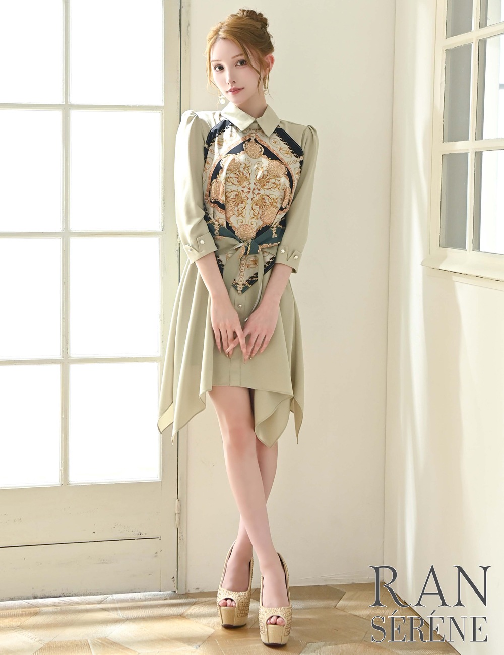 [予約商品]【RAN SERENE】ミニ/ドレス/ワンピース/グリーン/襟付き/袖あり/七分袖/フレア/柄/スカーフ