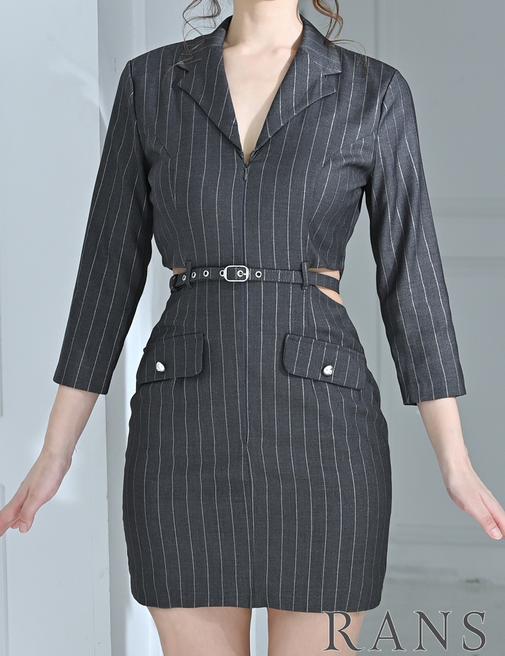 【RANS】ミニ/ドレス/タイト/袖あり/グレー/ストライプ/ジャケット風/ウエストカットアウト