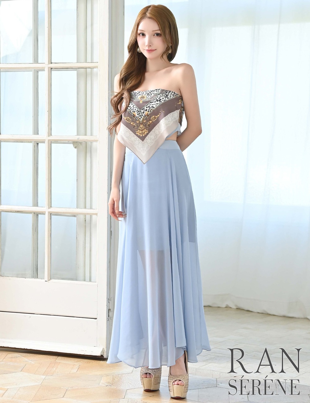 [即納][instock]【RAN SERENE】ロング/ドレス/ワンピース/ブルー/ベア/フレア/サイドカットアウト/柄/スカーフ