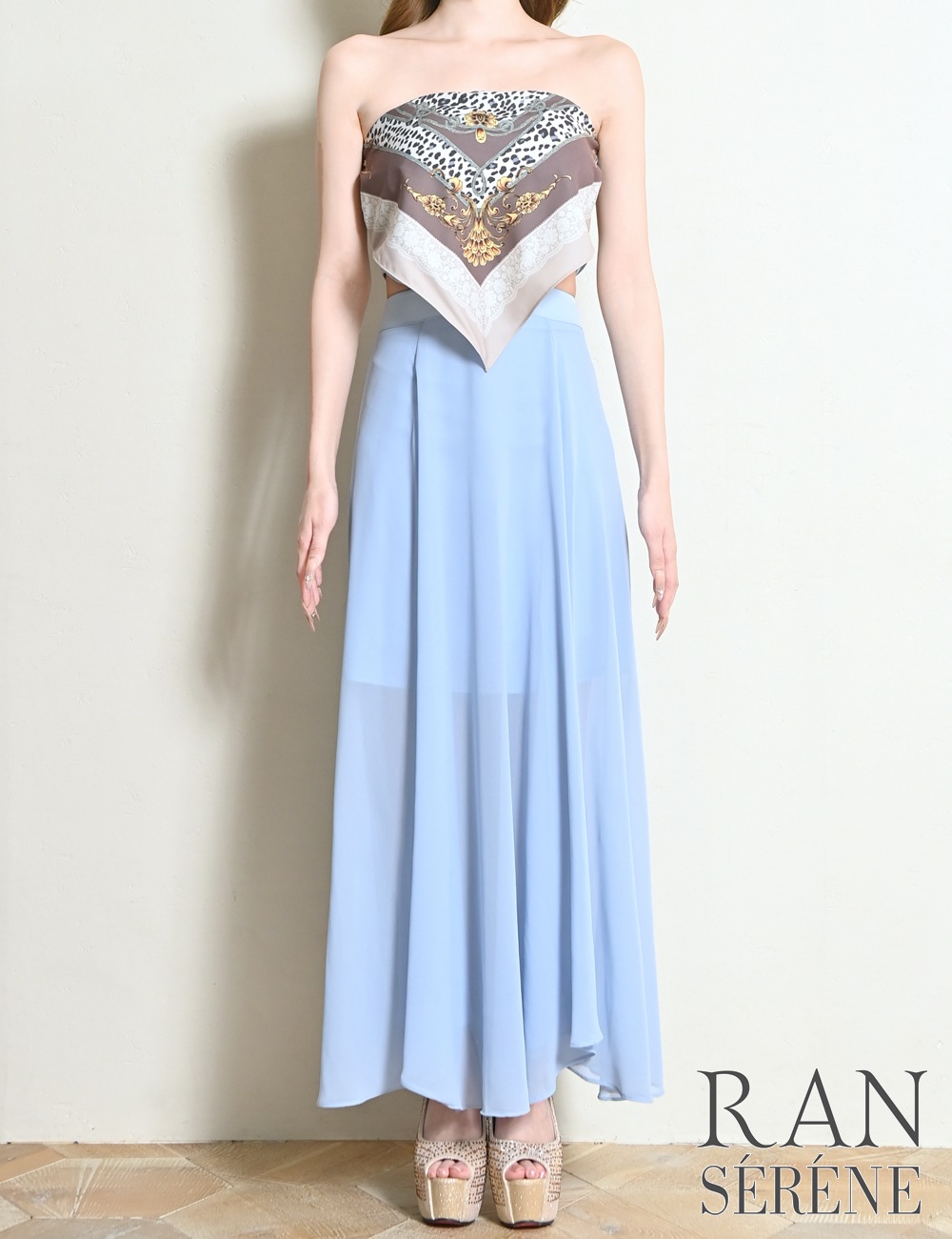 [即納][instock]【RAN SERENE】ロング/ドレス/ワンピース/ブルー/ベア/フレア/サイドカットアウト/柄/スカーフ
