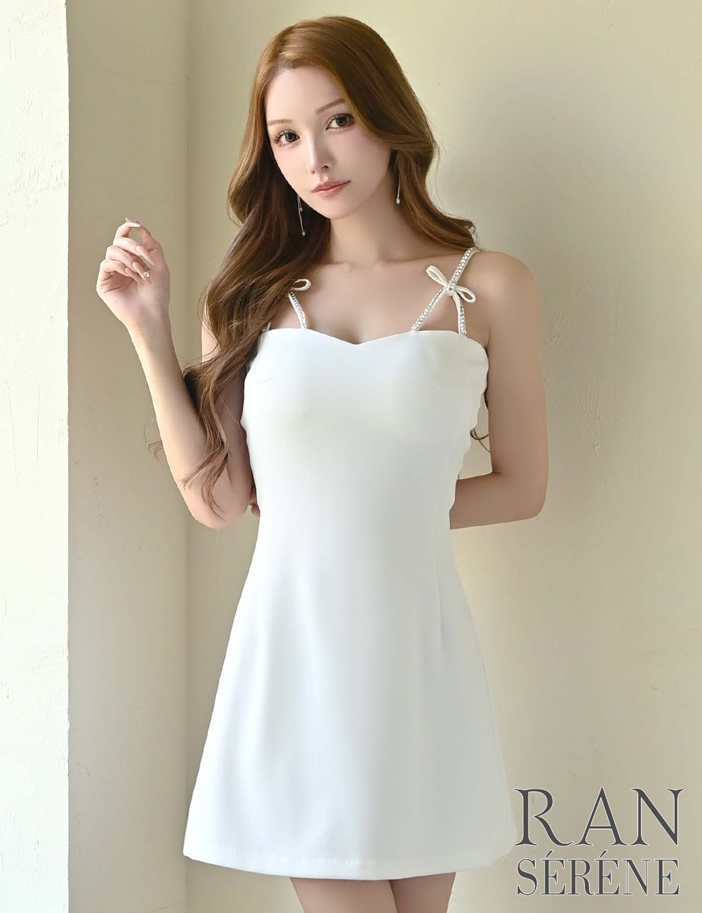 [即納][instock]【RAN SERENE】ミニ/ドレス/ワンピース/ホワイト/キャミ/フレア/ビジュー/リボン