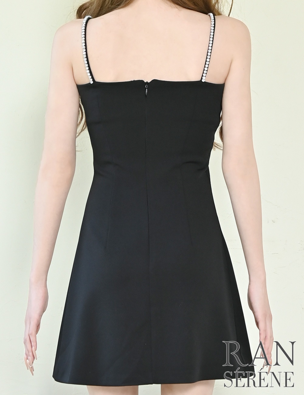 [Sのみ即納][instock]【RAN SERENE】ミニ/ドレス/ワンピース/ブラック/キャミ/フレア/ビジュー/リボン
