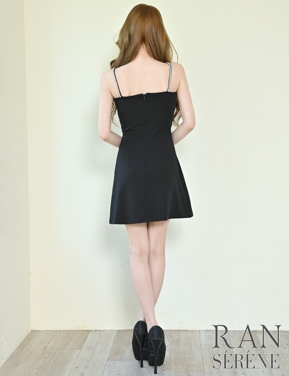 [Sのみ即納][instock]【RAN SERENE】ミニ/ドレス/ワンピース/ブラック/キャミ/フレア/ビジュー/リボン