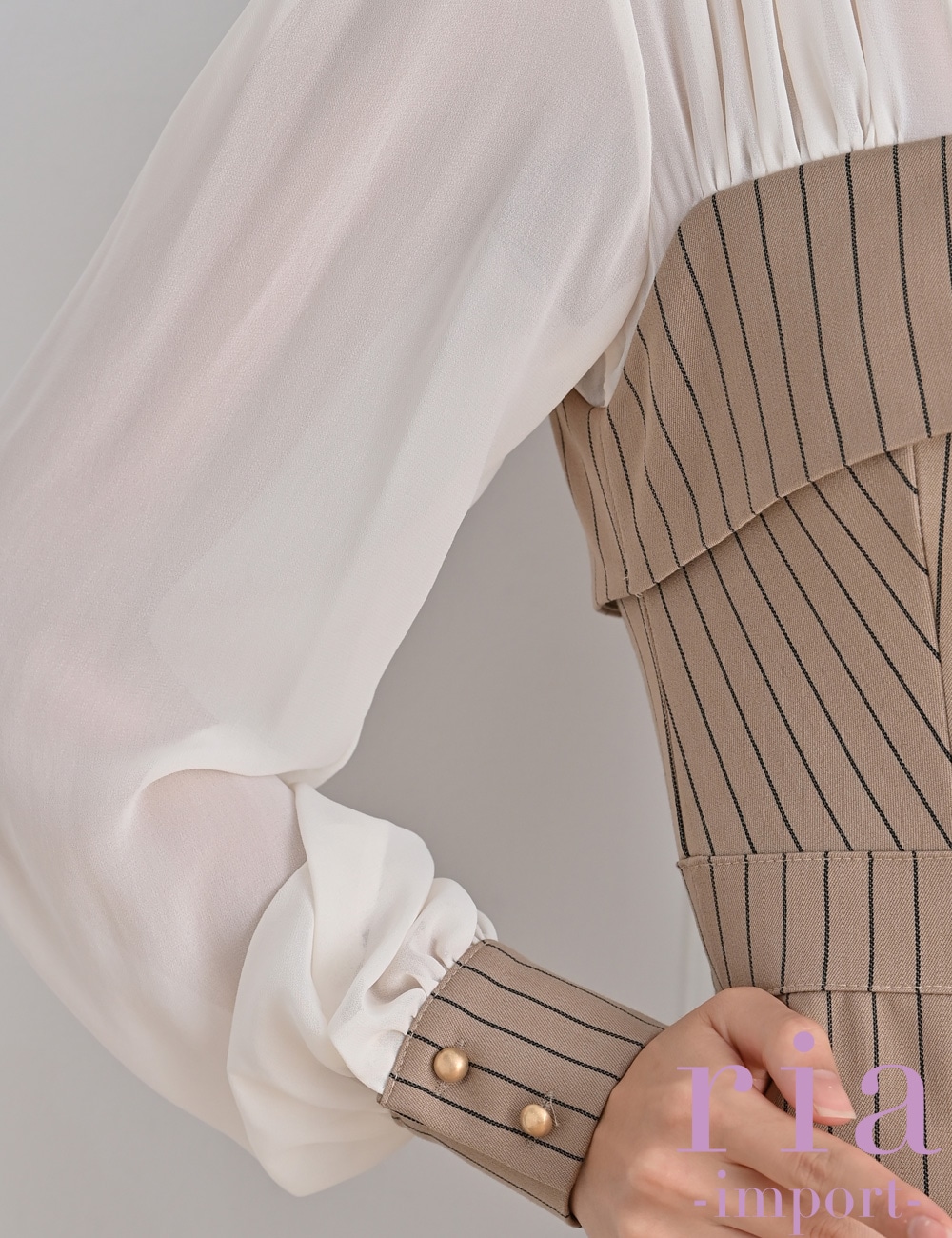 【ria】丈長/ドレス/ワンピース/ベージュ/袖あり/長袖/ストライプ/シアー切り替え/タイト