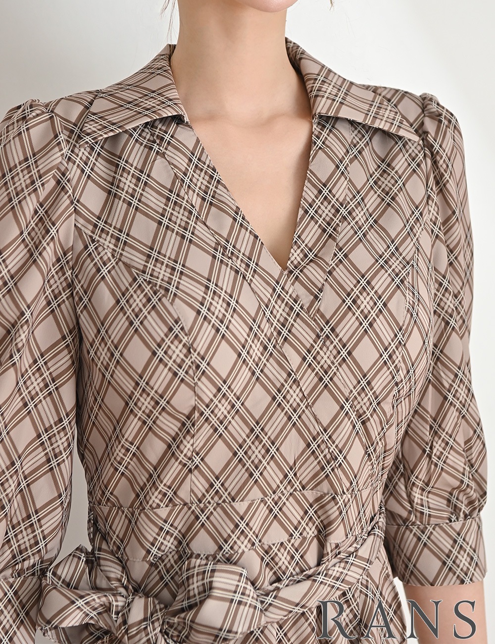 [Sのみ即納][instock]【RANS】ミニ/ドレス/ワンピース/ベージュ/ブラウン/襟付き/袖あり/フレア/リボン/柄/チェック