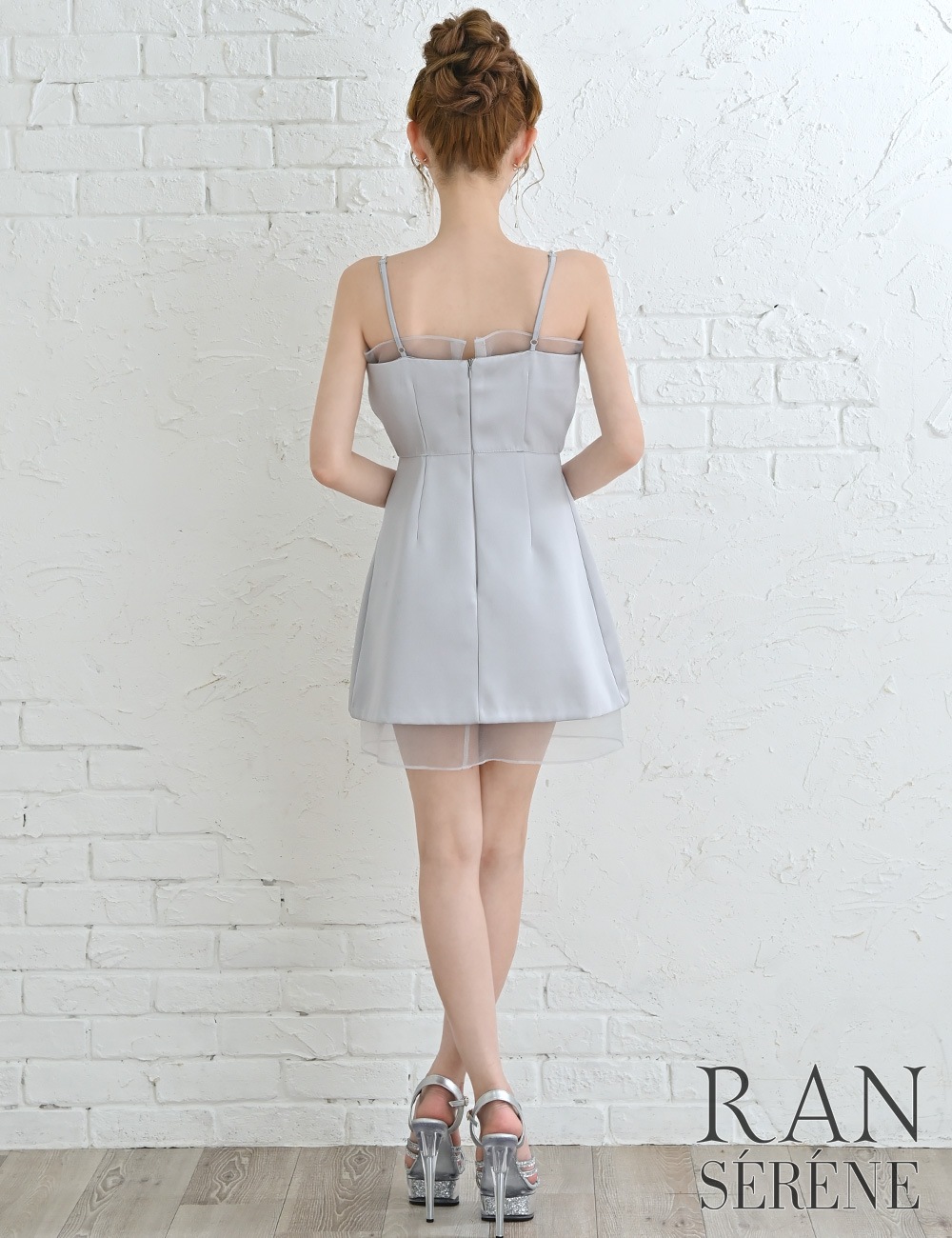 [Mのみ即納][instock]【RAN SERENE】ミニ/ドレス/ワンピース/グレー/キャミ/フレア/サテン/ビジュー/リボン/シアー