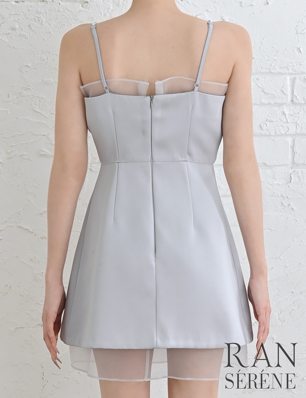 [Mのみ即納][instock]【RAN SERENE】ミニ/ドレス/ワンピース/グレー/キャミ/フレア/サテン/ビジュー/リボン/シアー