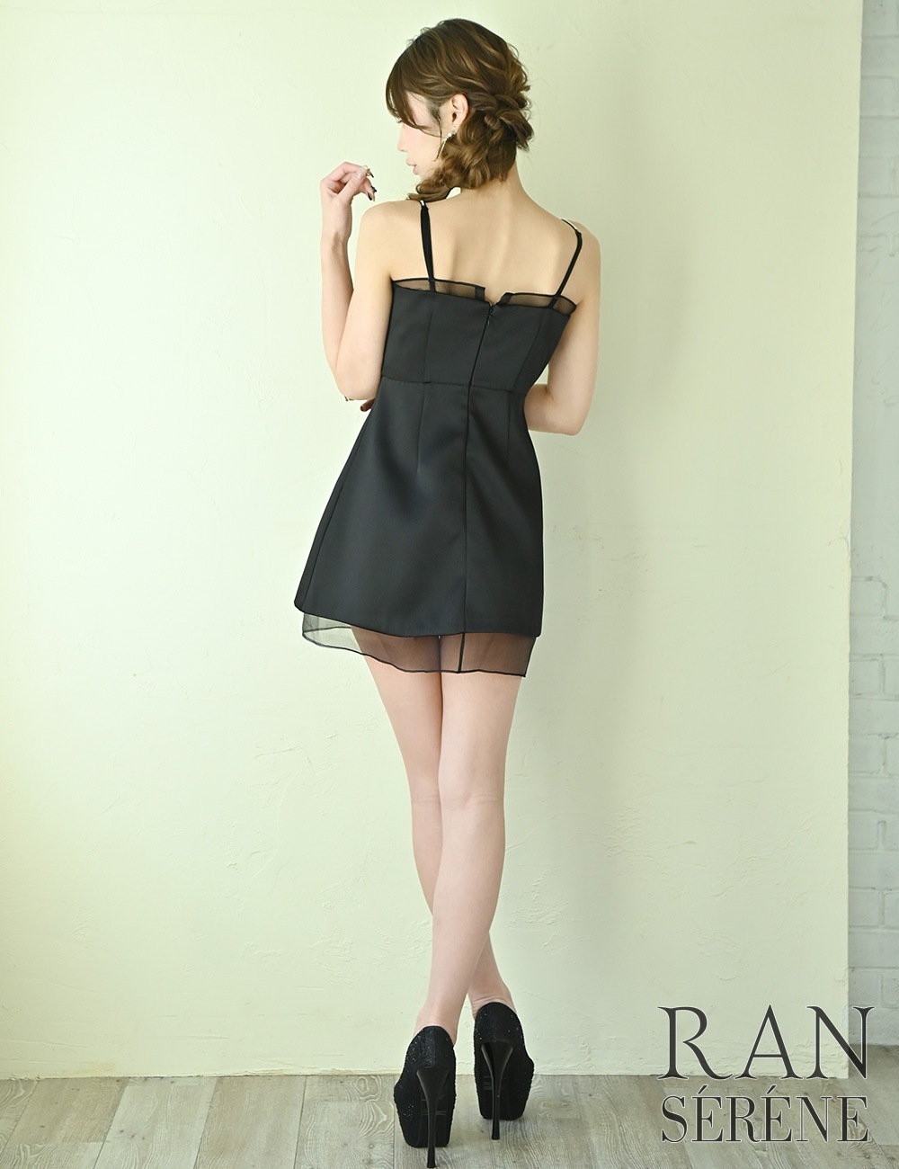[即納][instock]【RAN SERENE】ミニ/ドレス/ワンピース/ブラック/キャミ/フレア/サテン/ビジュー/リボン/シアー