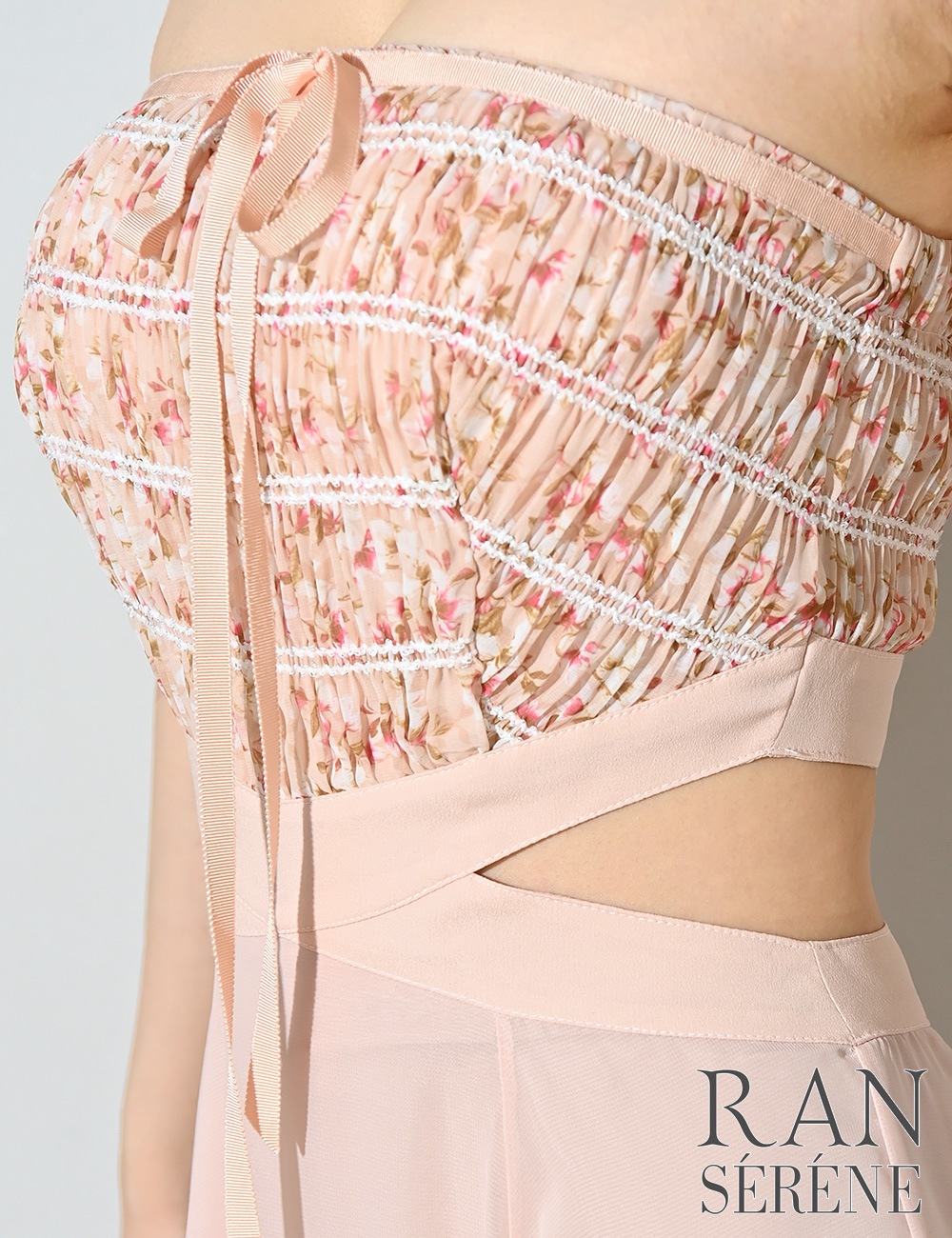 [即納][instock]【RAN SERENE】ロング/ドレス/ワンピース/ピンク/ベア/フレア/サイドカットアウト/柄/花柄/リボン