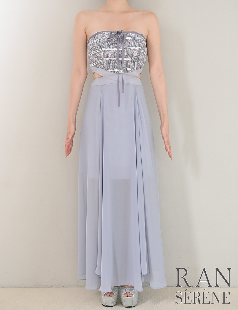 [即納][instock]【RAN SERENE】ロング/ドレス/ワンピース/ラベンダー/パープル/ベア/フレア/サイドカットアウト/柄/花柄/リボン