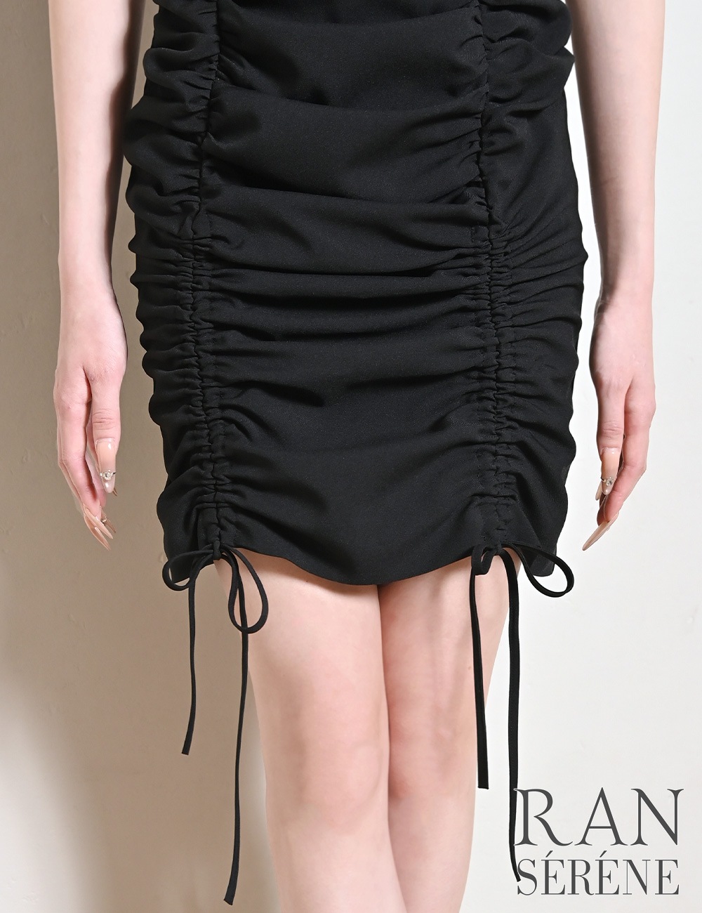 [即納][instock]【RANSERENE】ミニ/ドレス/ワンピース/ブラック/キャミ/リボン/ドロスト