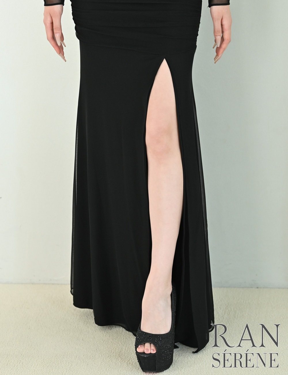 [即納][instock]【RAN SERENE】ロング/ドレス/ワンピース/ブラック/袖あり/長袖/スリット/シアー