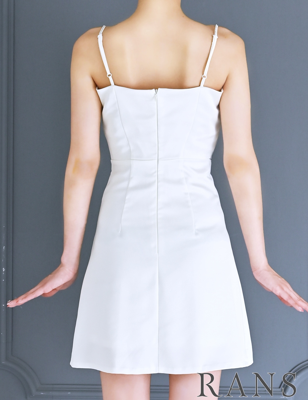 RANS】ミニ/ドレス/ワンピース/フレア/サテン/ホワイト/キャミ RANS】ミニ/ドレス/ワンピース/フレア/サテン/ホワイト/キャミ