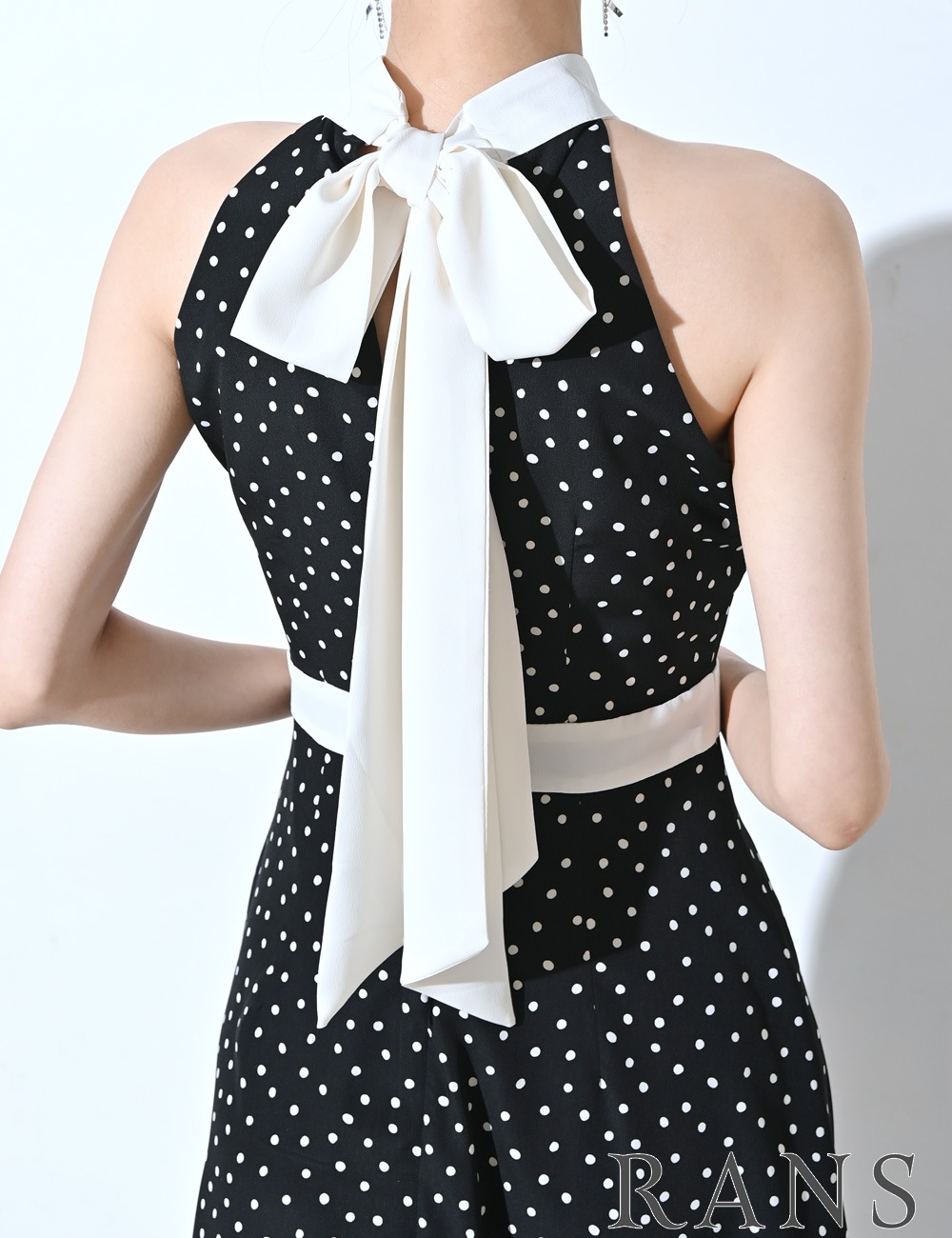 【RANS】ロング/丈長/ドレス/フレア/ブラック/ドット/ホルターネック