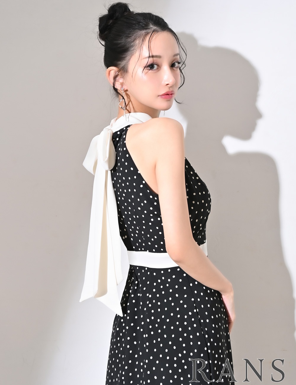 【RANS】ロング/丈長/ドレス/フレア/ブラック/ドット/ホルターネック