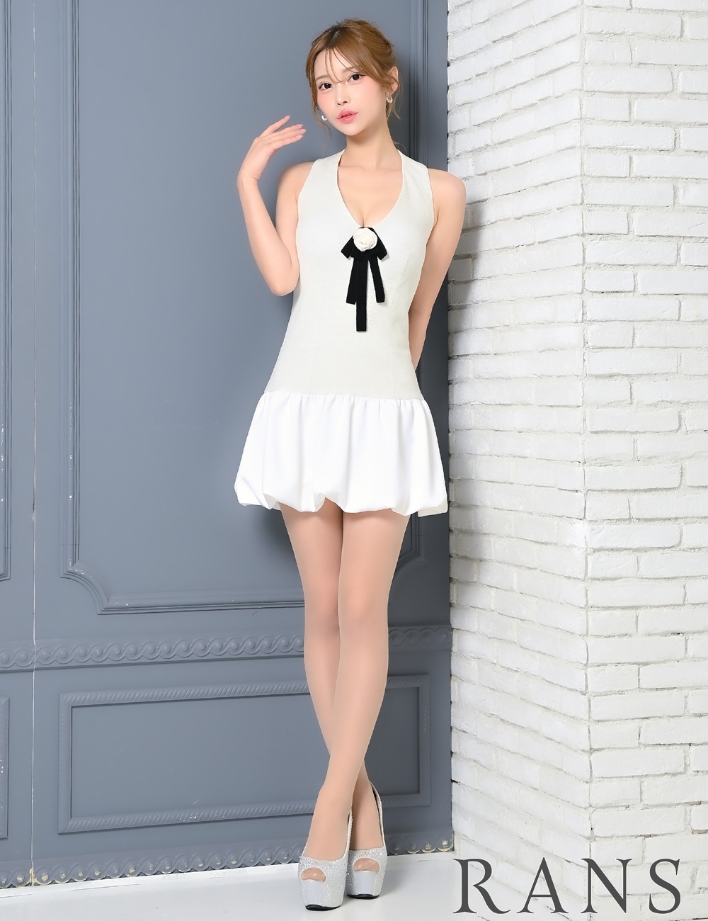 [即納][instock]【RANS】ミニ/ドレス/ワンピース/ホワイト/ホルターネック/バルーンスカート/コサージュ/リボン