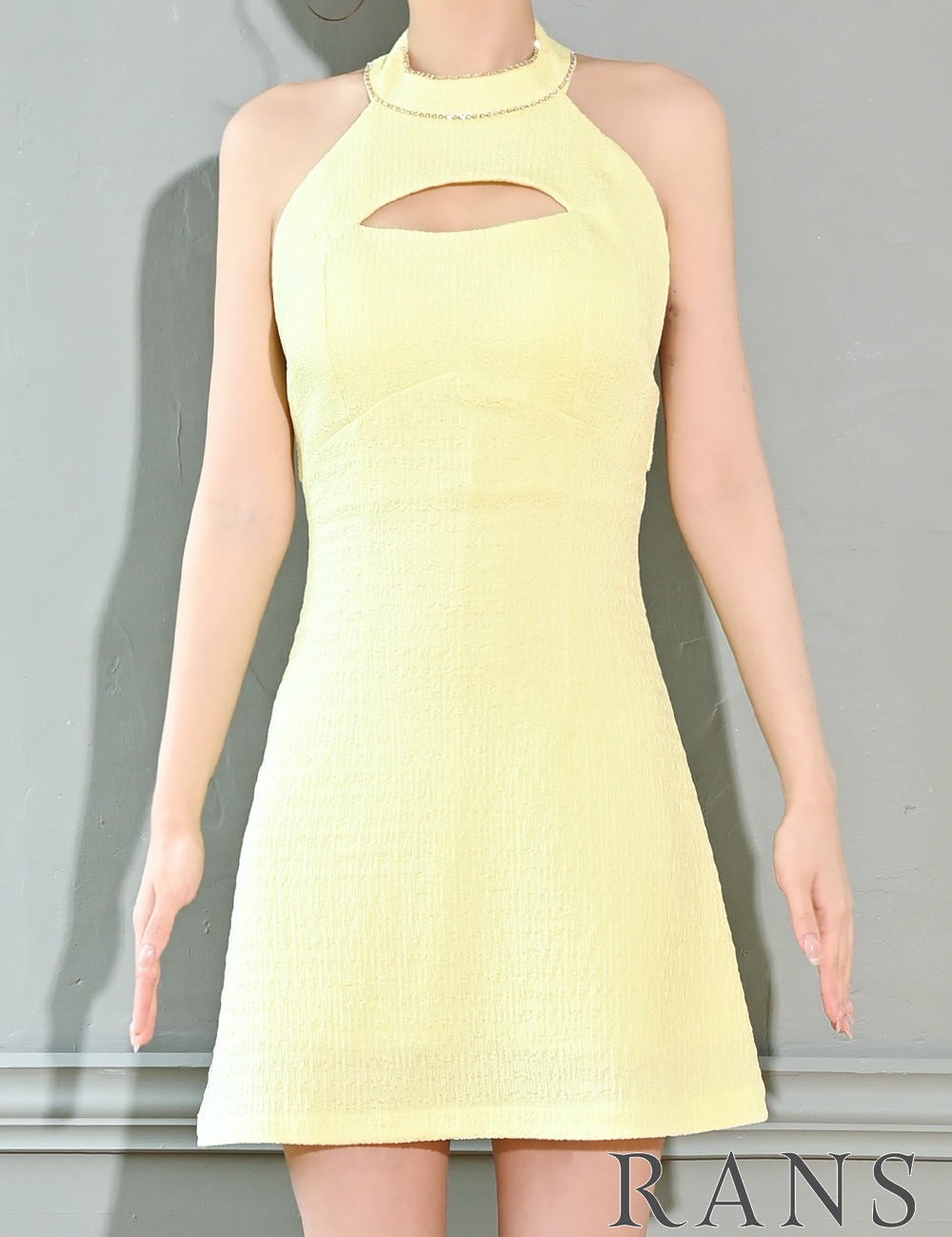 [Mのみ即納][instock]【RAN SERENE】ミニ/ドレス/ワンピース/フレア/イエロー/ホルターネック/リボン