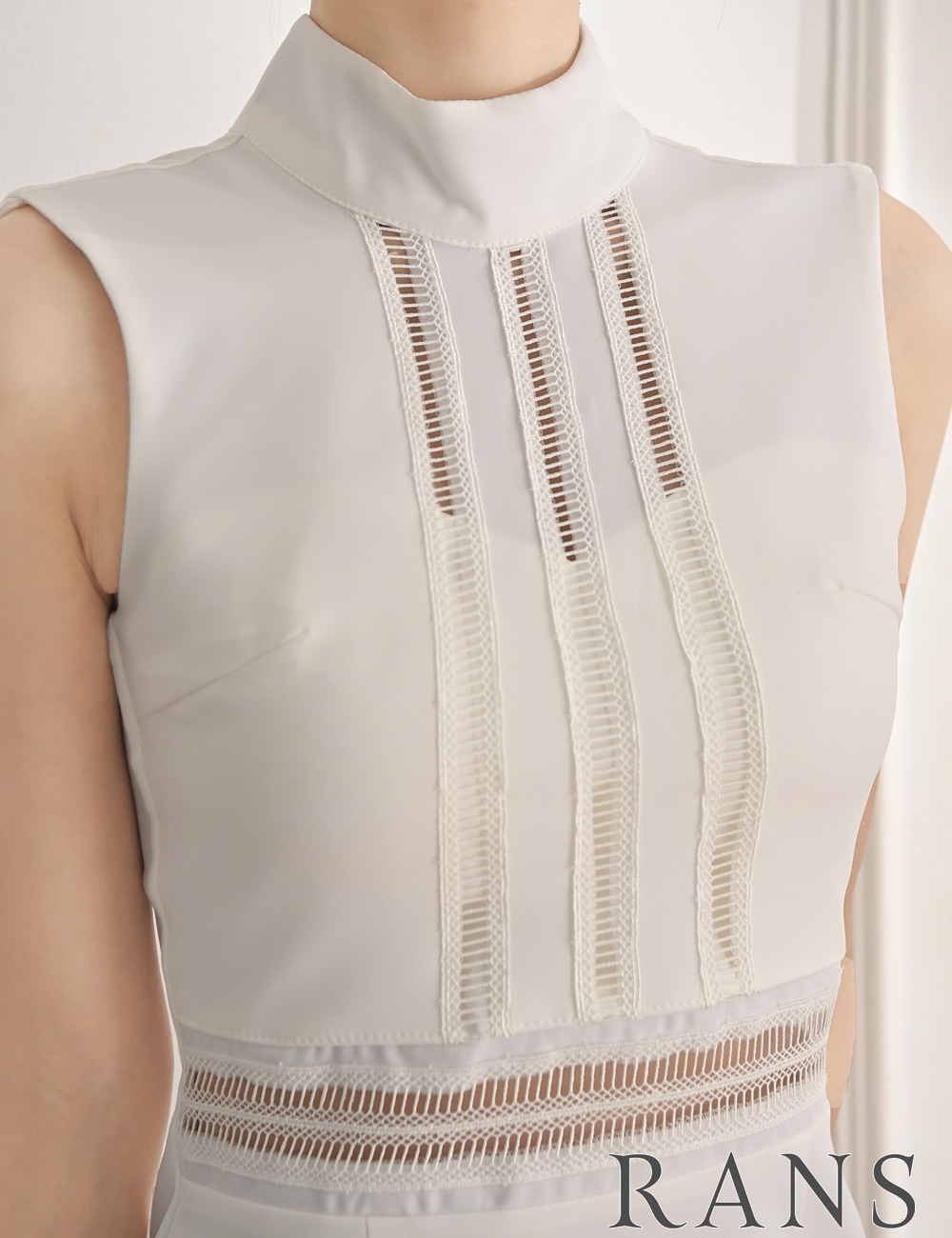 [Mのみ即納][instock]【RANS】ミニ/ドレス/ワンピース/タイト/ホワイト/ハイネック/レース