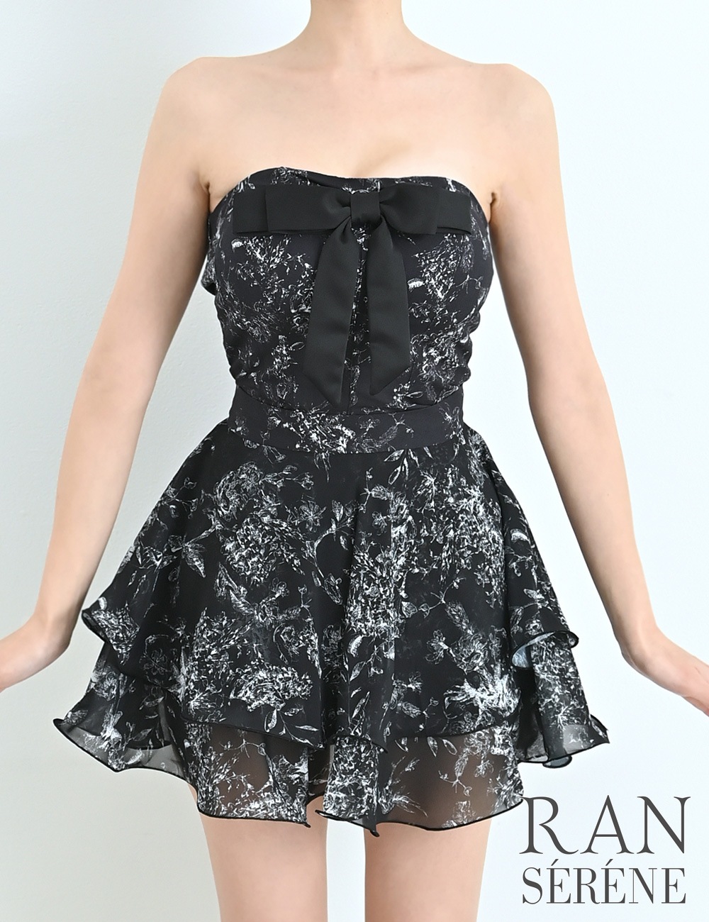 [即納][instock]【RAN SERENE】ミニ/ドレス/セットアップ/ブラック/ベア/フレア/リボン/柄