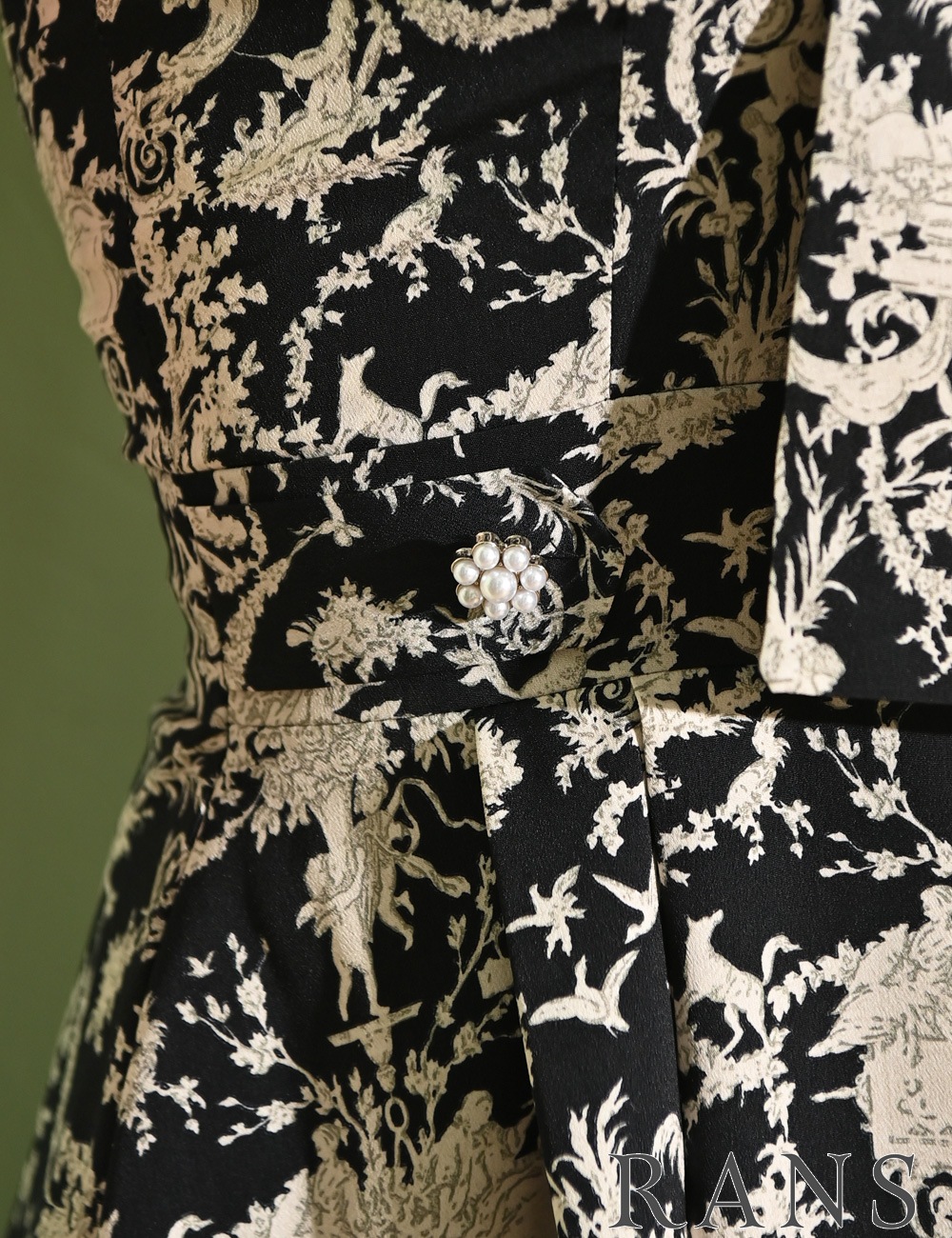 [即納][instock]【RANS】ミニ/ドレス/ワンピース/フレア/ブラック/ホルターネック/リボン/柄