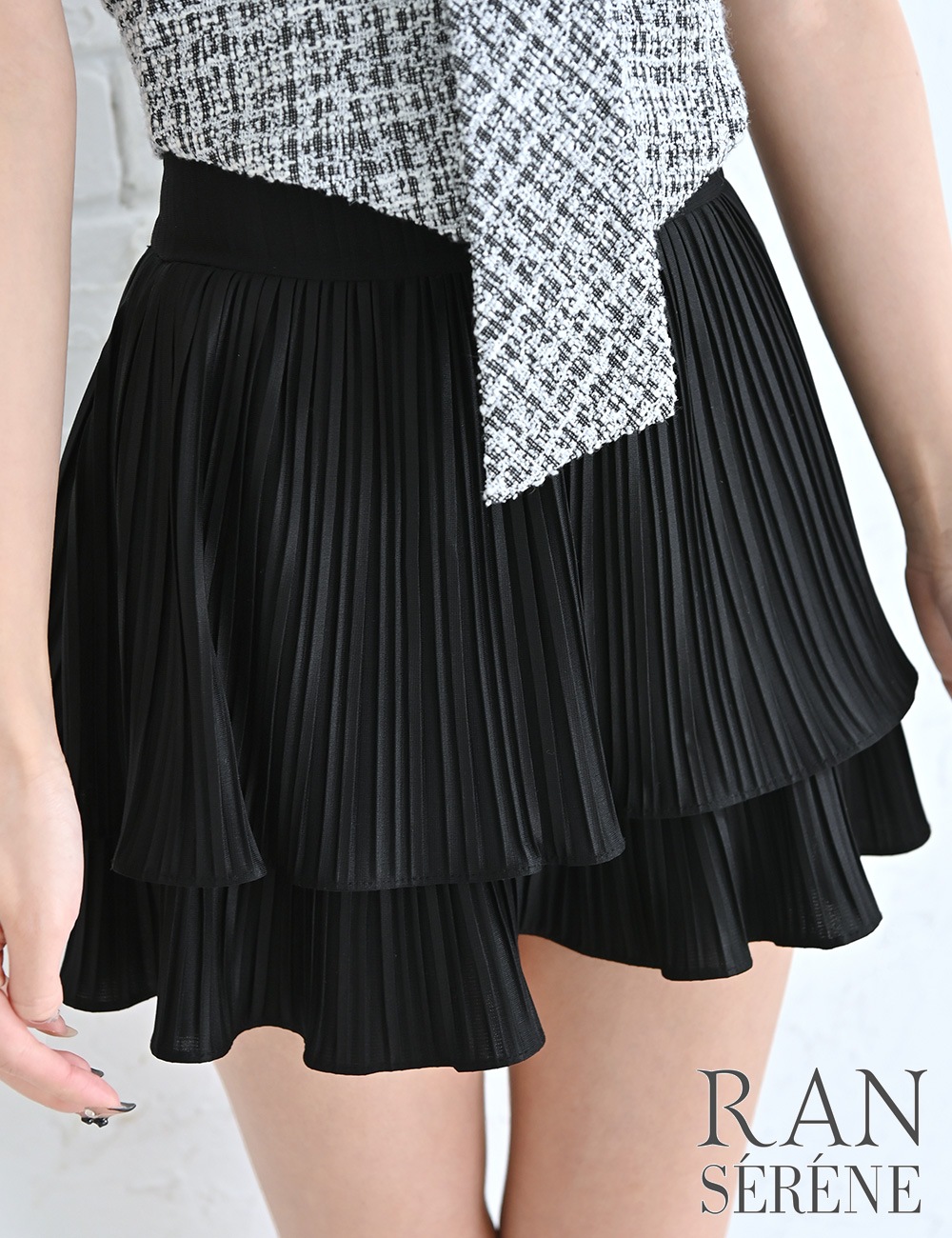 [即納][instock]【RAN SERENE】ミニ/ドレス/セットアップ/ブラック/ホルターネック/フレア/柄/ツイード/コサージュ/ローズ