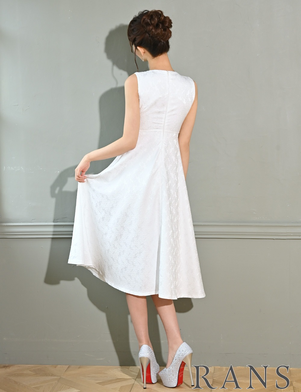 【RANS】ロング/丈長/ドレス/フレア/ホワイト/ドット/ホルターネック 即納][instock]【RANS】ロング/丈長/ドレス/フレア/ホワイト