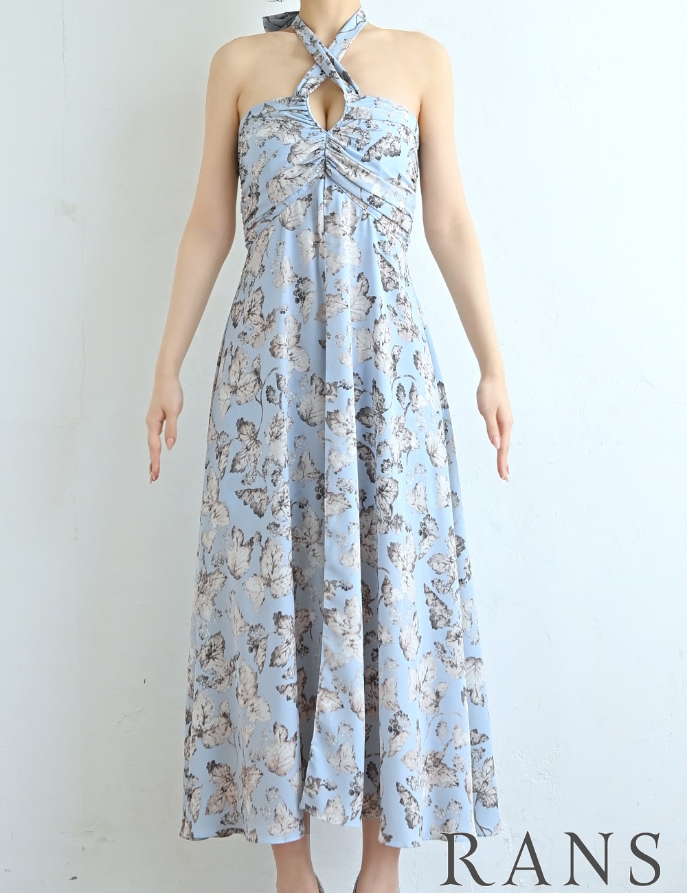 [Mのみ即納][instock]【RANS】ロング/ドレス/フレア/ホルターネック/ブルー/柄/花柄