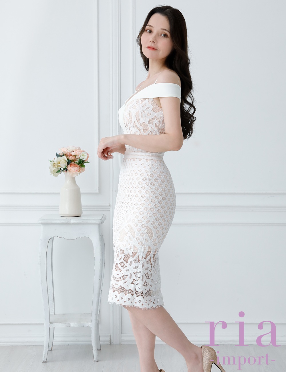 【ria】丈長/ドレス/ワンピース/ホワイト/ベージュ/オフショル/レース