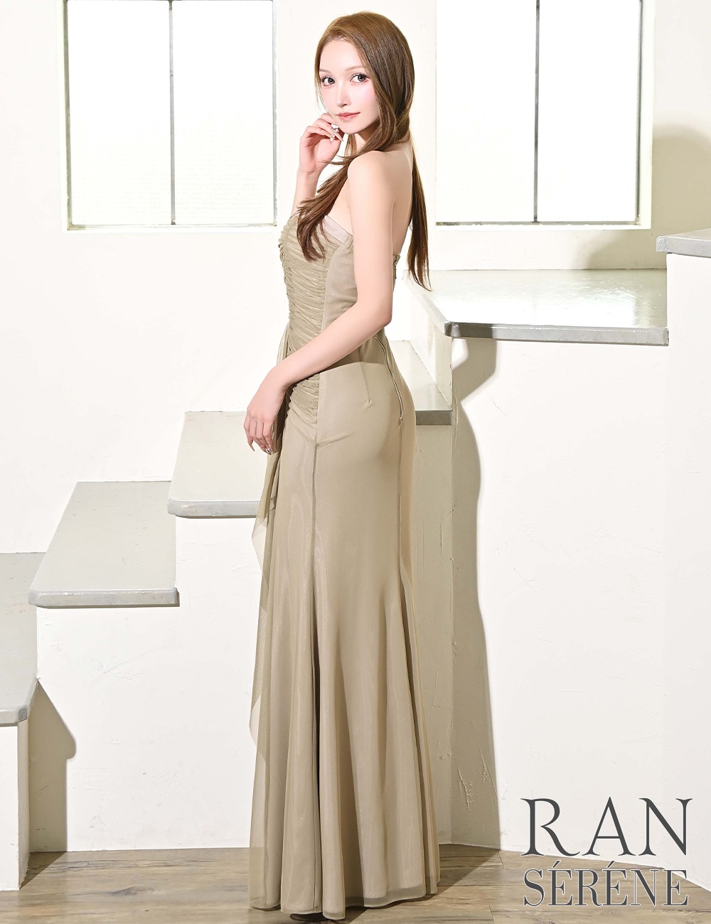 [Mのみ即納][instock]【RAN SERENE】ロング/ドレス/ワンピース/カーキ/ベア/タイト/ドレープ/スリット