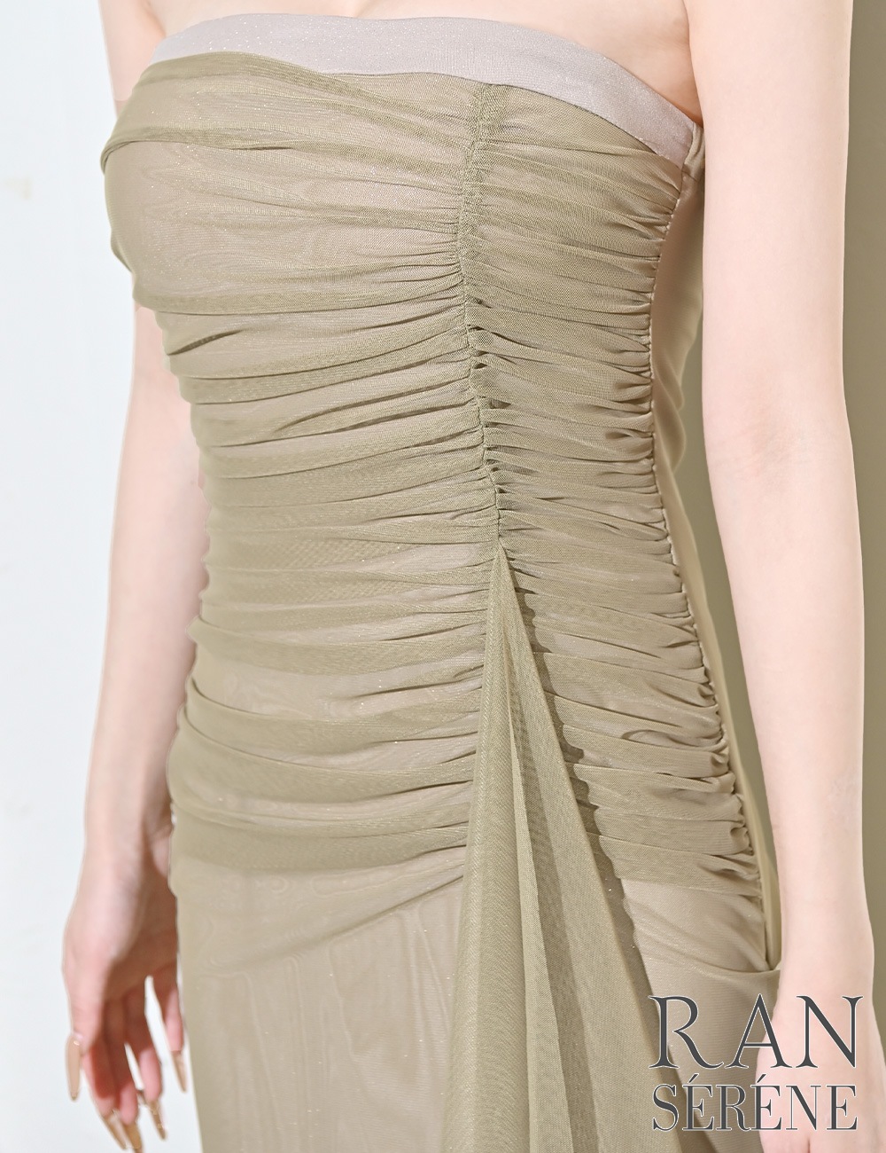 [Mのみ即納][instock]【RAN SERENE】ロング/ドレス/ワンピース/カーキ/ベア/タイト/ドレープ/スリット