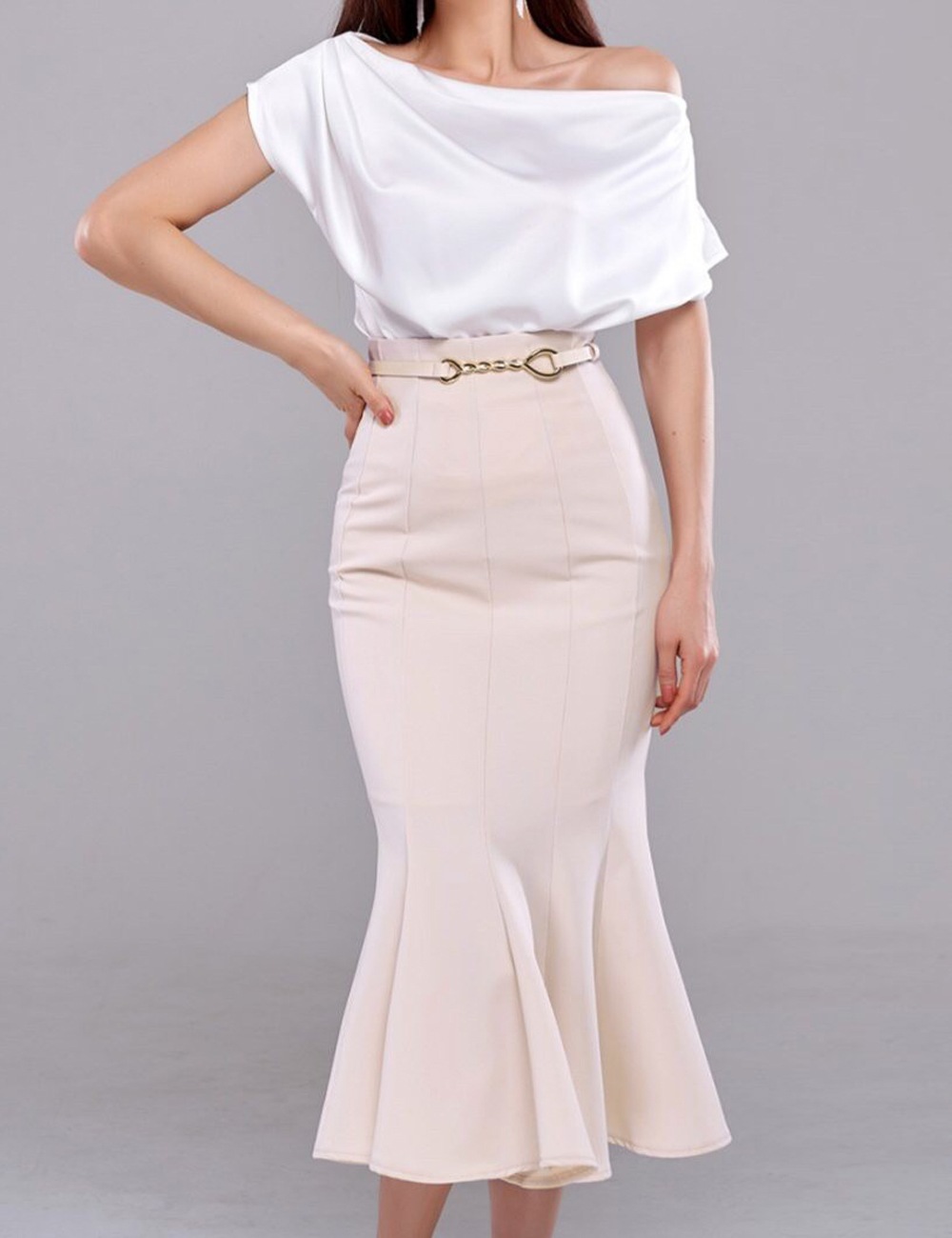 【ria】丈長/ドレス/セットアップ/ホワイト/ベージュ/マーメイドライン/ベルト付き