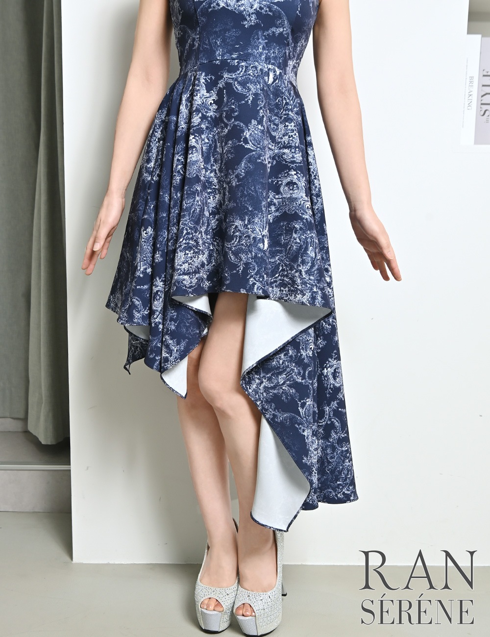 [即納][instock]【RAN SERENE】丈長/ミニ/ドレス/ワンピース/ネイビー/アメスリ/フレア/アシンメトリー/柄/トワルドジュイ