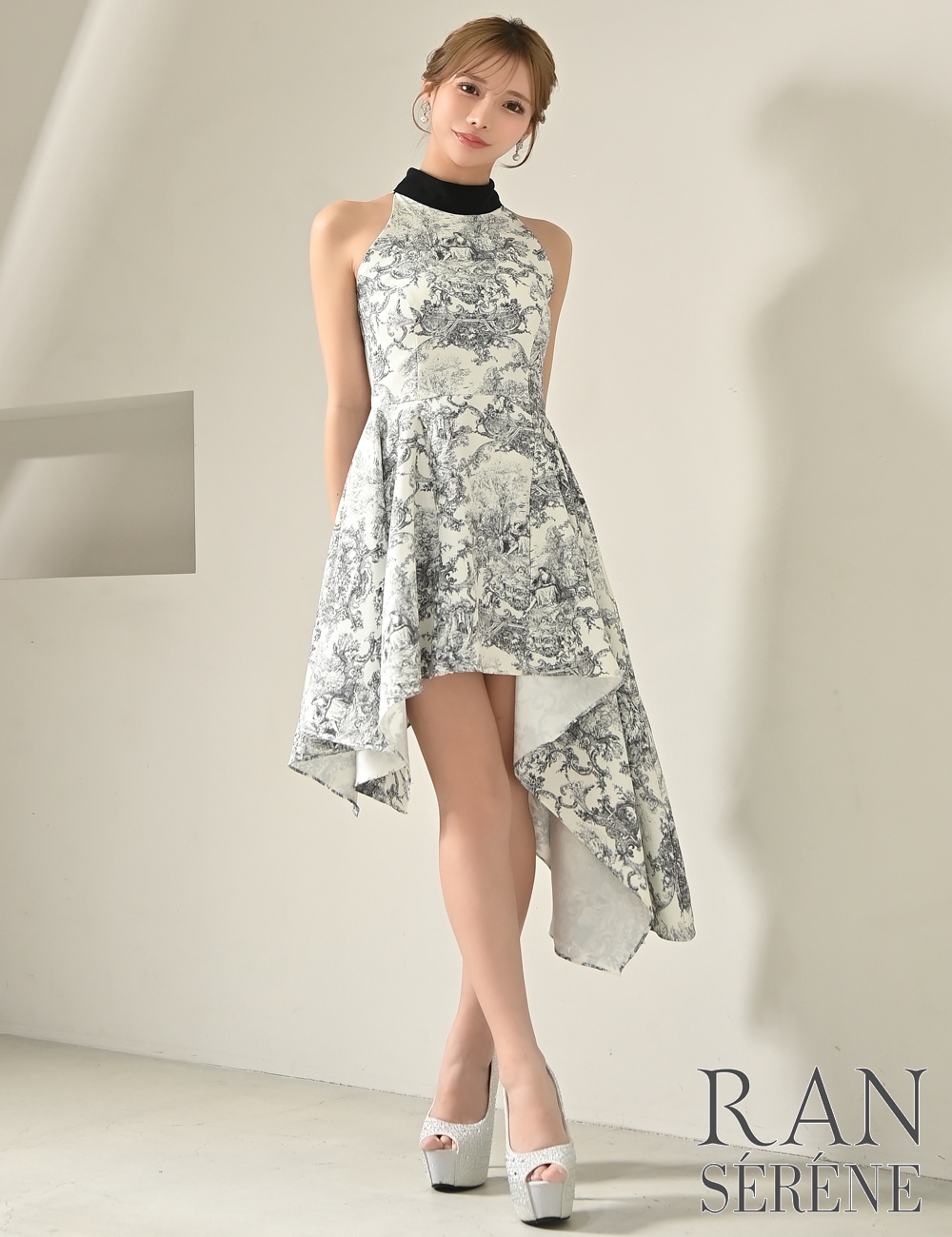 [Sのみ即納][instock]【RAN SERENE】丈長/ミニ/ドレス/ワンピース/ブラック/アメスリ/フレア/アシンメトリー/柄/トワルドジュイ