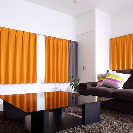 遮光率99.99％ 選べる48色 無地の防炎1級遮光カーテン「HAUSKA