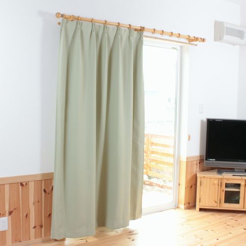 遮光率99.99％ 1級遮光防炎カーテン 無地（グリーン） | 遮光カーテン