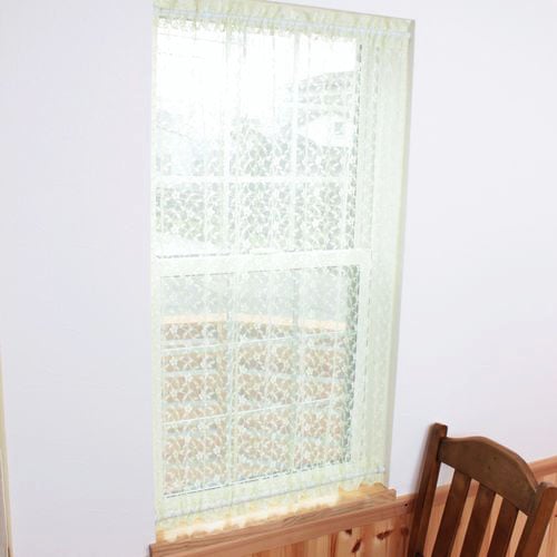 刺しゅう調 チュールレースカフェカーテン（グリーン） | レース