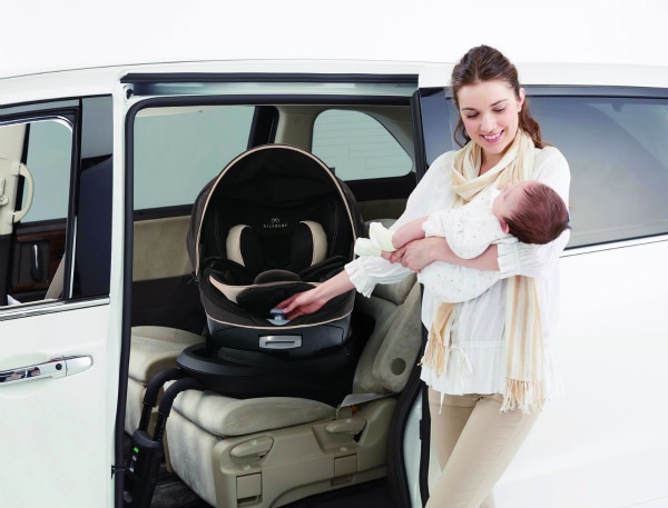 AIKEBEBE エールべべクルット4i プレミアムⅢ チャイルドシート