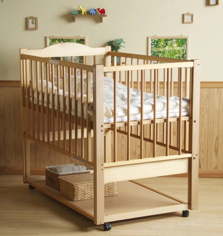 4月上旬まで　ベビーベッド　レギュラーサイズ ベビーベッド Ann アン レギュラーサイズでハイタイプ 送料無料