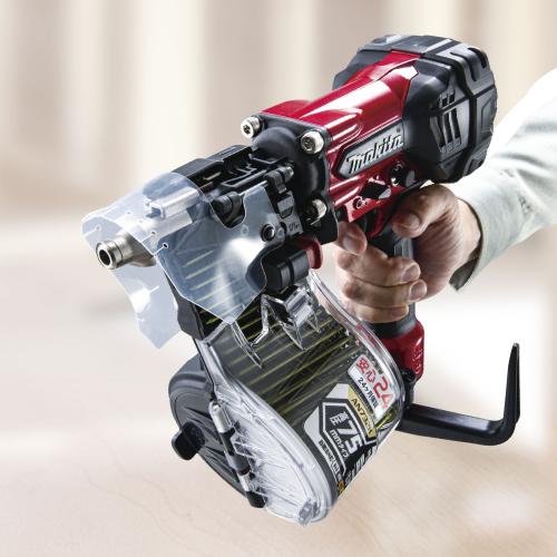 タナカ金物プロ-【新商品/在庫あり】マキタ AN732H 高圧エア釘打機