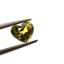 yellowish green sapphire　蓝宝石　2.31ct　GGTL证书