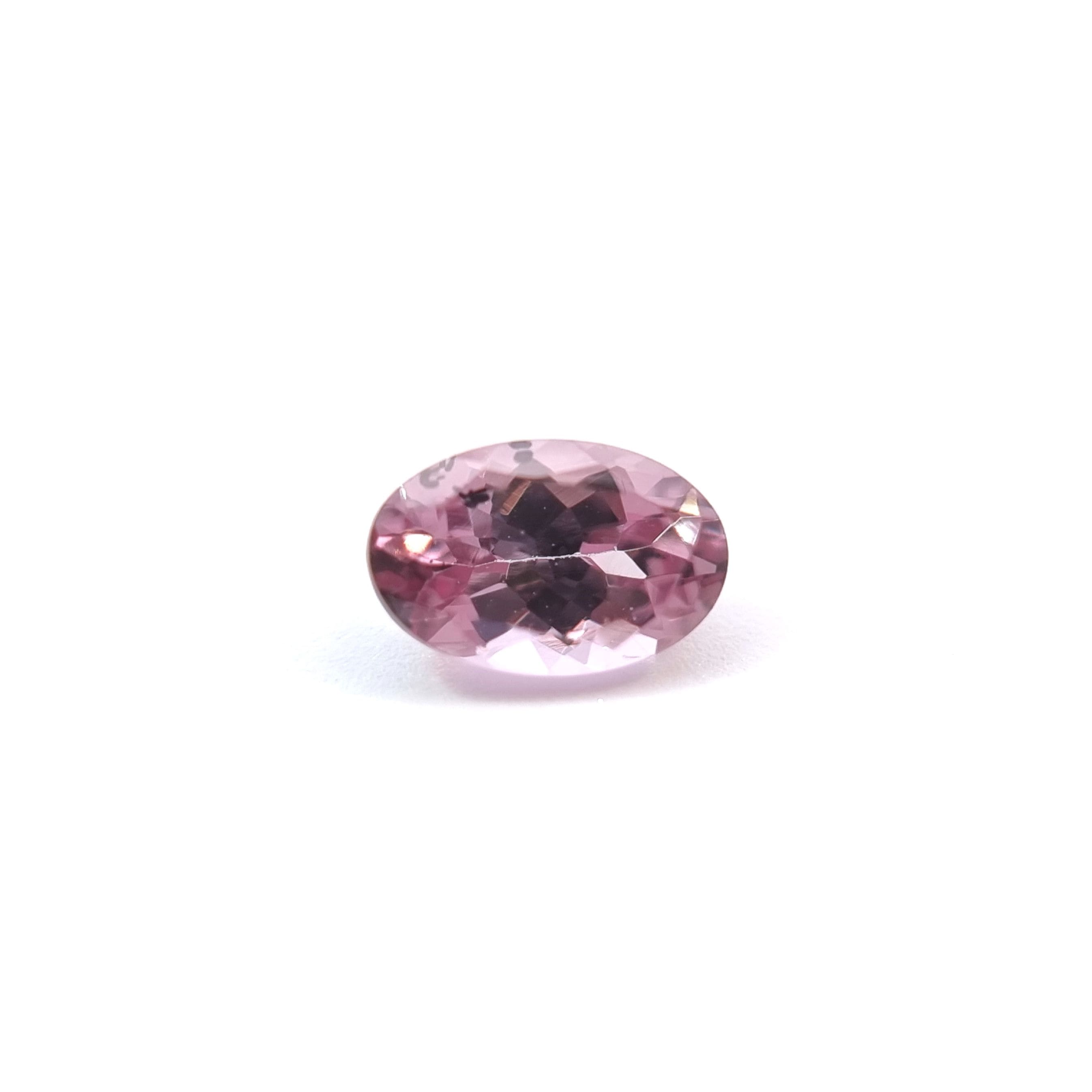 No.10003587：ガーネット　OV 6.0×3.9ｍｍ 0.59ct