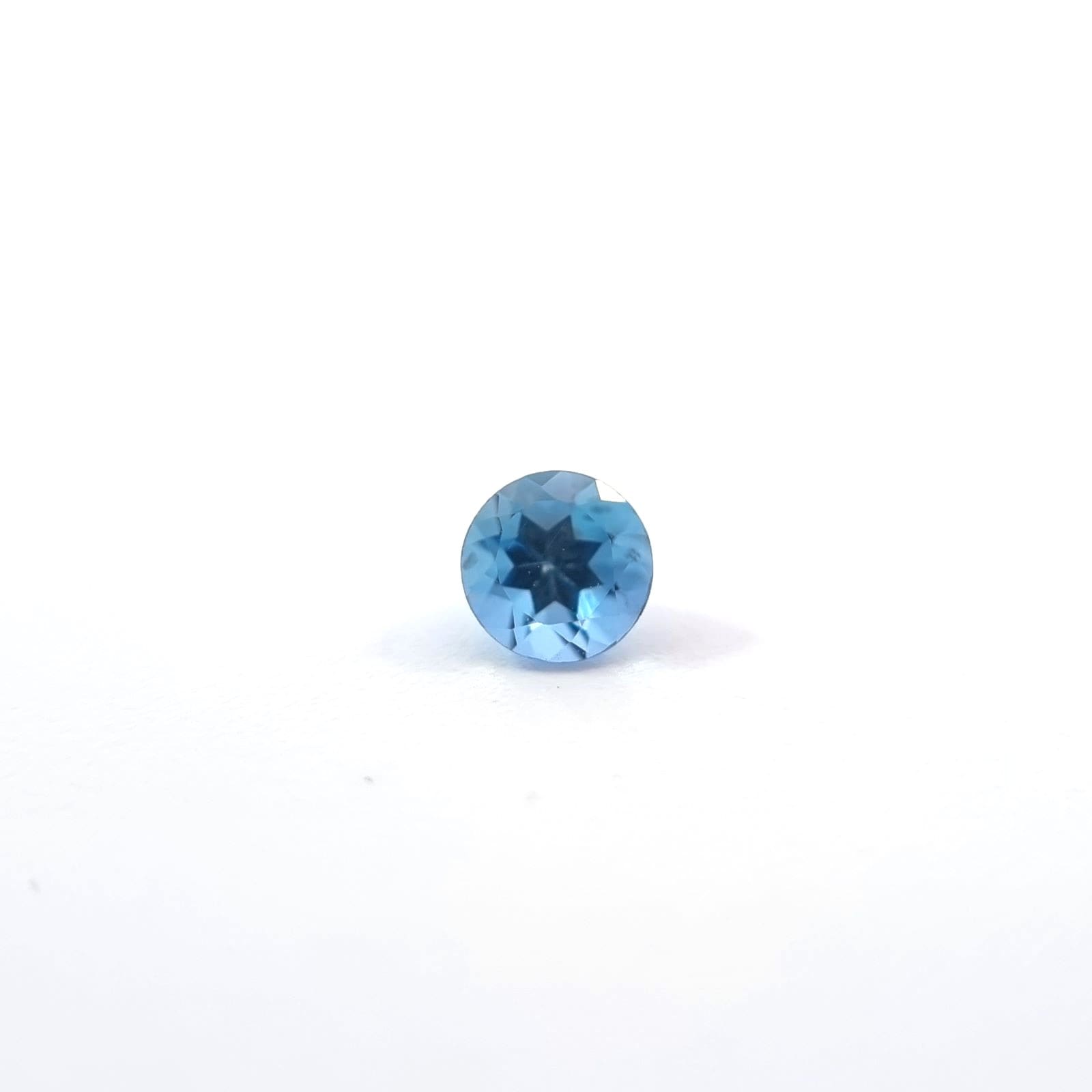 No.10007178：アクアマリン　RD 3.4ｍｍ 0.16ct