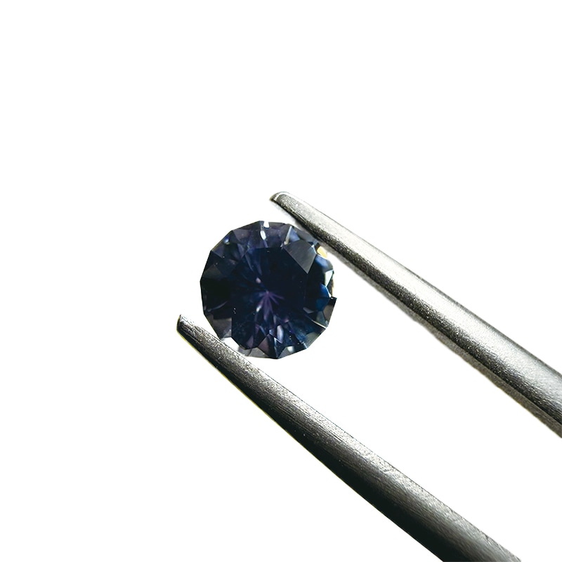 タンザナイト　  5.6ｍｍ　0.60ct