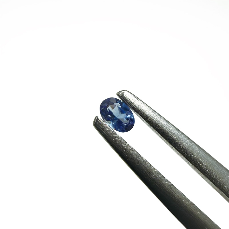 ベニトアイト　OV　2.8×1.9ｍｍ　0.07ct