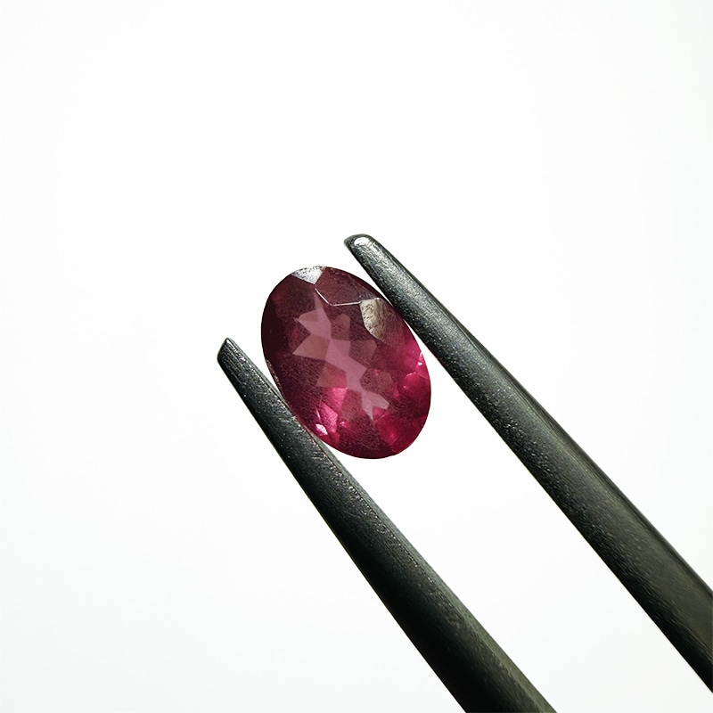 スピネル OV 5.8×4mm 0.46ct