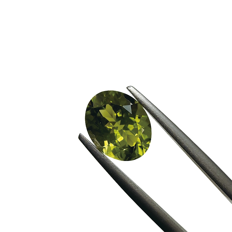 10009018：ペリドット OV 9.9×7.9mm 2.61ct