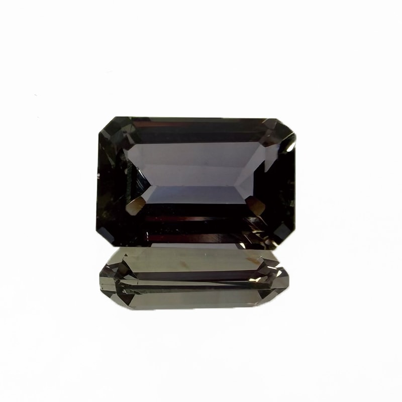 10009562：ゾイサイト EM 8.9×6.0mm 2.27ct